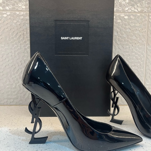 Luxury brand designer shoes,almost brand new, no scratches, in a great condition - Picture 5 of 7